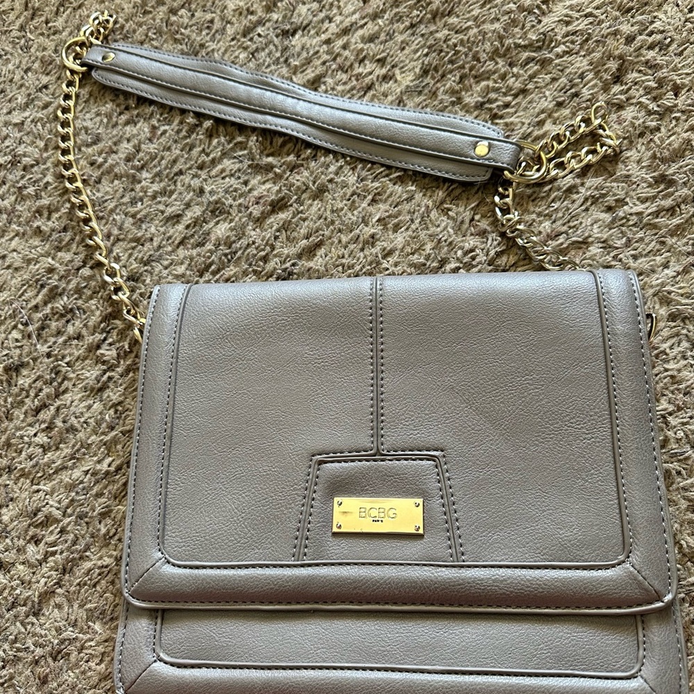 BCBG Paris Faux Leather Magnet Fold Flap Gold Chain HANDBAG PURSE Taupe Gray